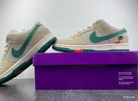 FD0860-001 Dunk SB Low Jarritos Nike 0630